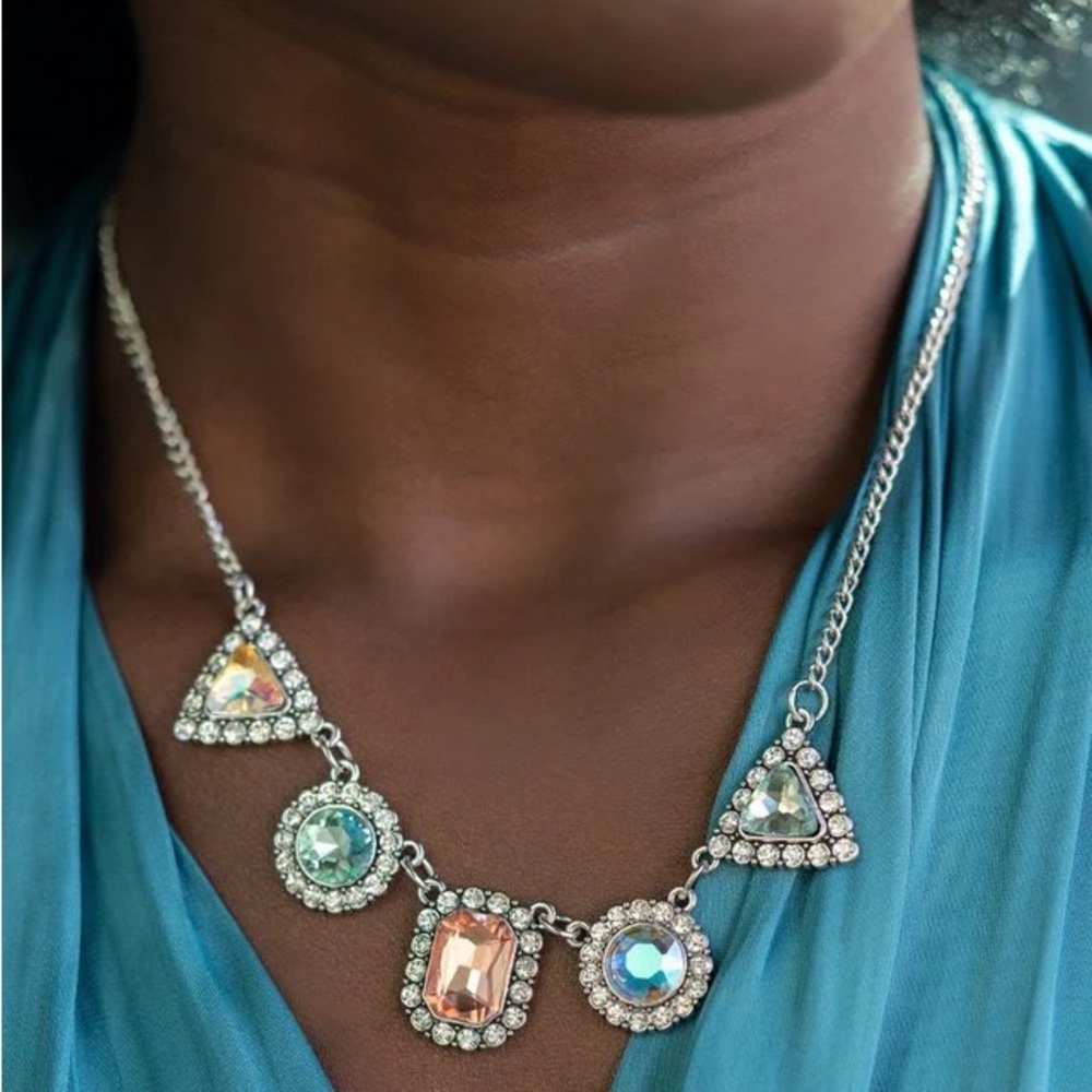 NEW Boutique Vintage Blue, Coral & Silver Diamond Rhinestone Formal Necklace